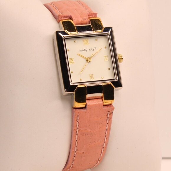 Women's Watch Silver Tone With Pink Strap Quartz Analog Watch NWOT - Picture 3 of 15